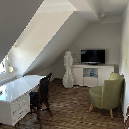 Hotel Hochwaldcafe&4-Witz Morbach Exterior foto